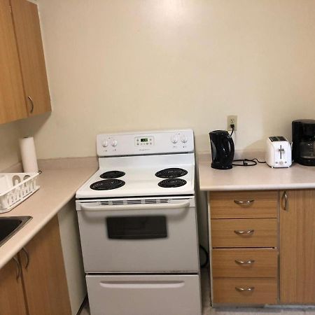 Apartamento Toronto Furnished Living-Gerard Exterior foto