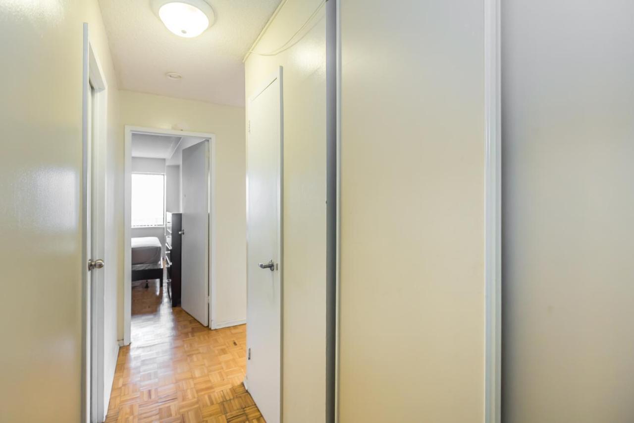 Apartamento Toronto Furnished Living-Gerard Exterior foto