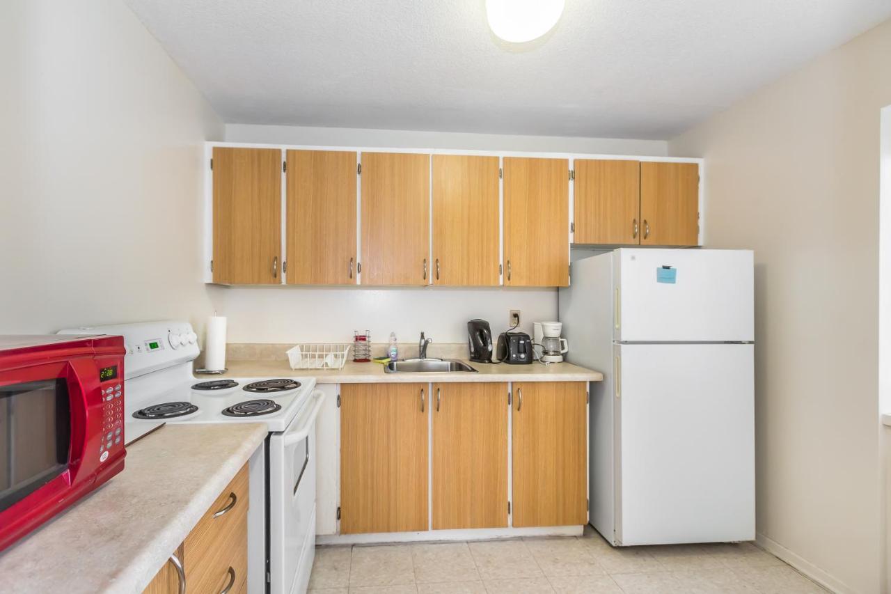 Apartamento Toronto Furnished Living-Gerard Exterior foto