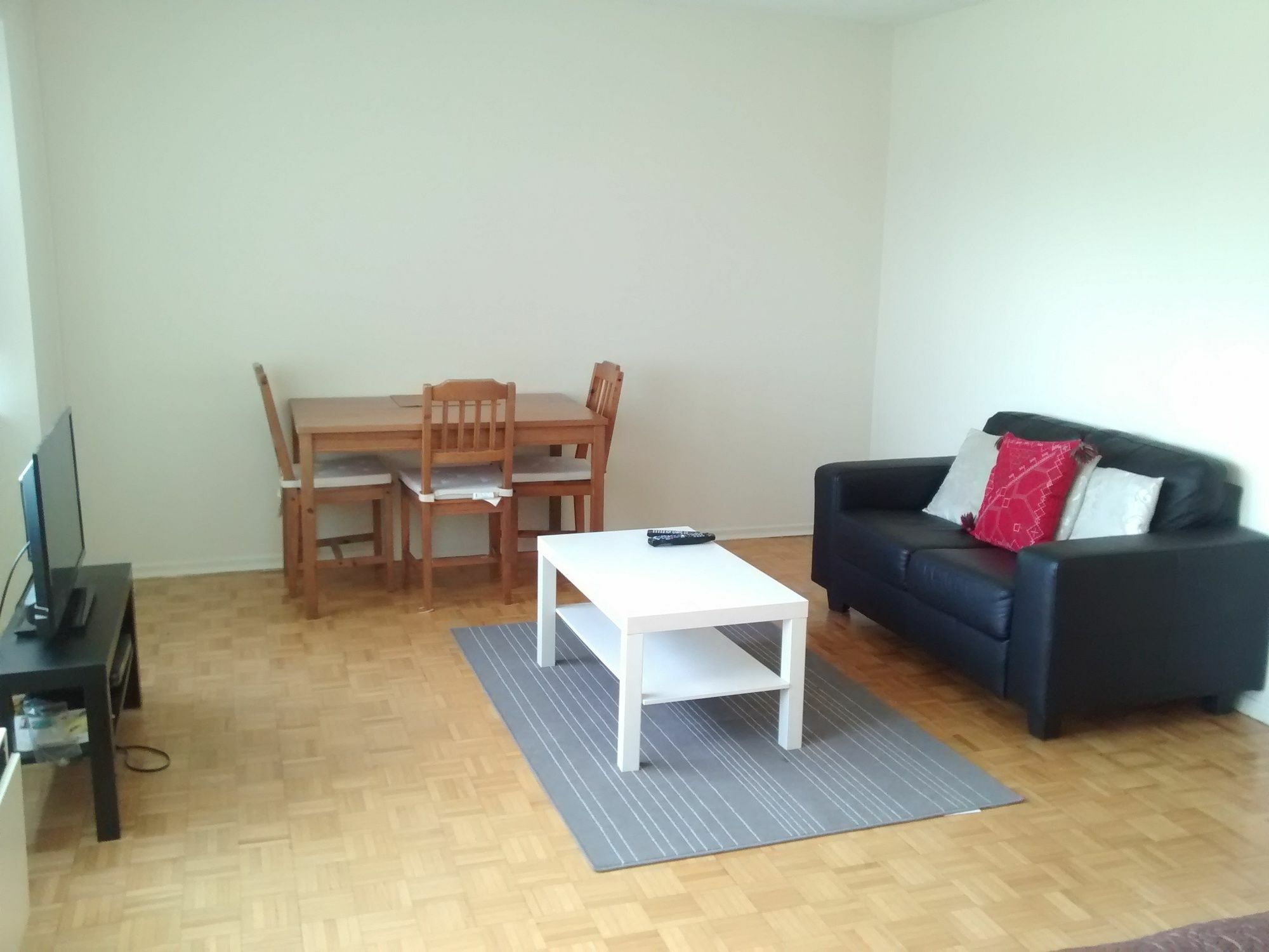 Apartamento Toronto Furnished Living-Gerard Exterior foto