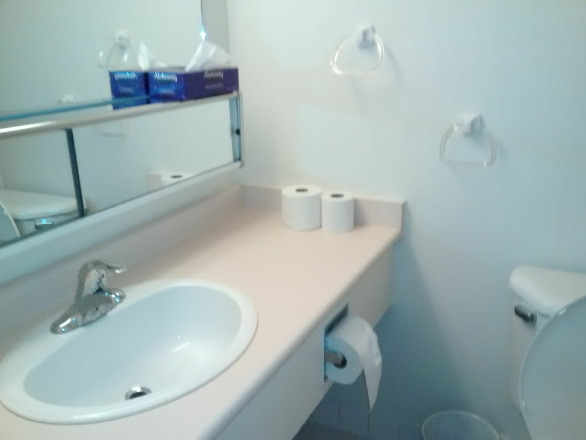 Apartamento Toronto Furnished Living-Gerard Exterior foto